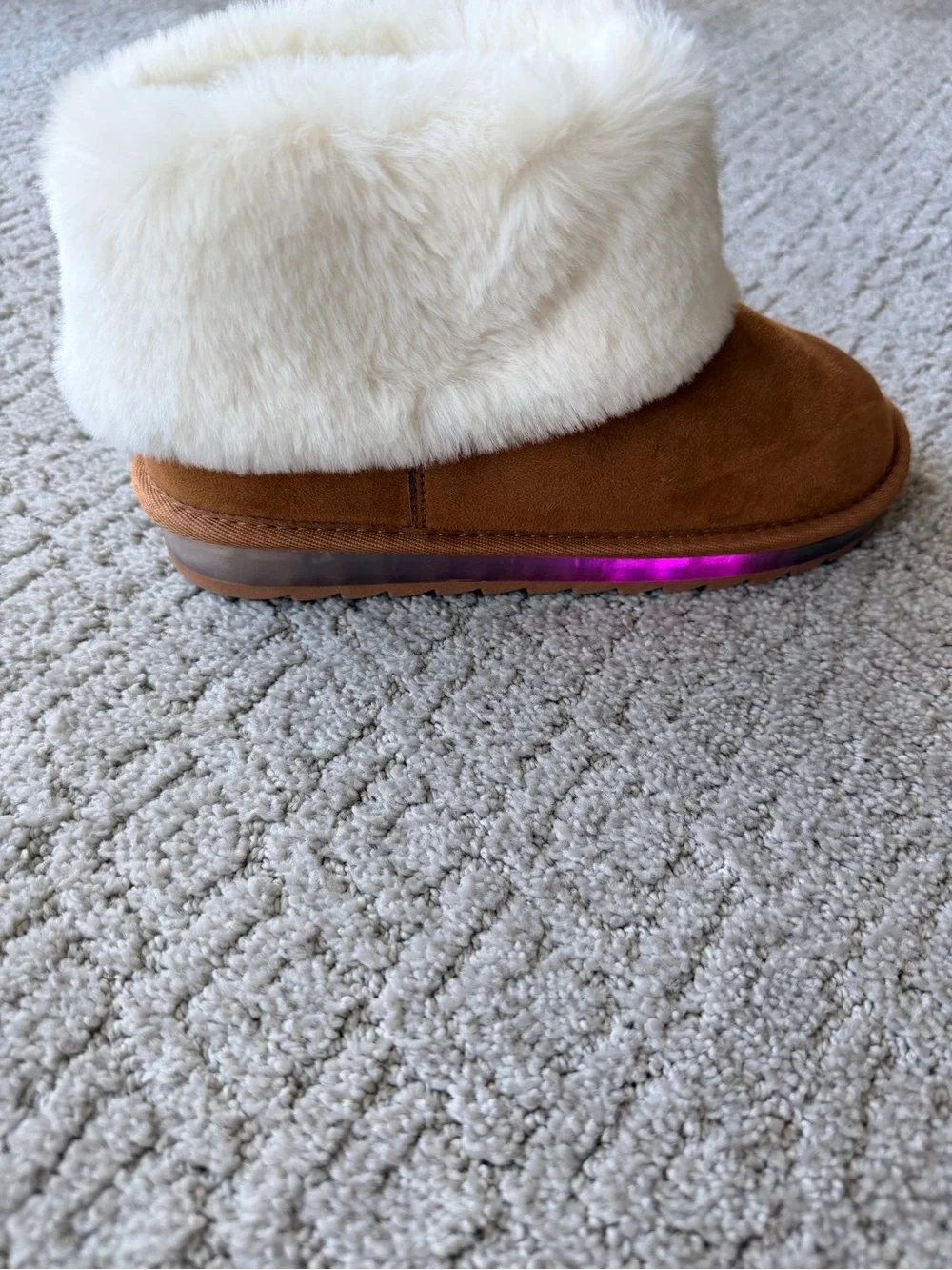 Sugar Kids Tan & Cream faux fur ankle light up boots Size 3